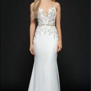 Sold! Hayley Paige Eddie wedding dress